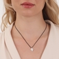 Fashionable.Me ασημένιο κολιέ με μαύρο κορδόνι και μοτίφ σταυρό-
