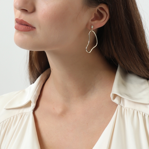 The Chain Addiction gold plated mismatched dangle earrings with links and pearls-