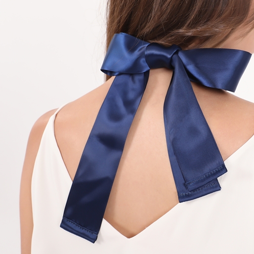 Impress Me double chain blue necklace with ribbon-
