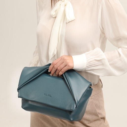 Origami Hint μικρή σκούρο μπλε crossbody τσάντα με καπάκι-