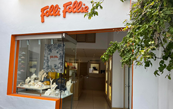  <h4>Folli Follie ΣΑΝΤΟΡΙΝΗ</h4> <h5>Σπύρου Μαρινάτου, Φηρά<br>Τ. +30 22860 25378<br></h5>