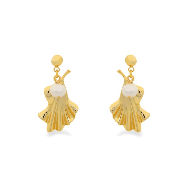 Ruffle Glam επίχρυσα κρεμαστά σκουλαρίκια μοτίφ κυματιστό πέταλο και πέρλα