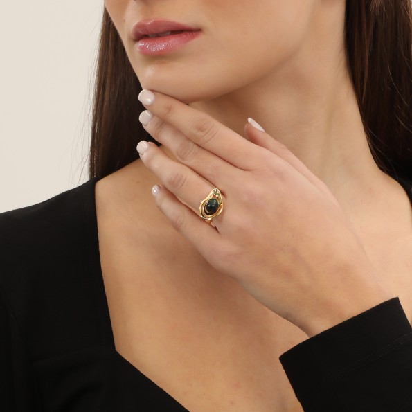 Treasure Lust επίχρυσο δαχτυλίδι πράσινη πέρλα και όστρακο Κοσμήματα