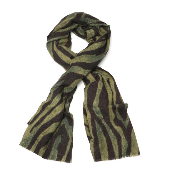 Φουλάρι από βισκόζη πράσινο και μαύρο με animal print Αξεσουάρ